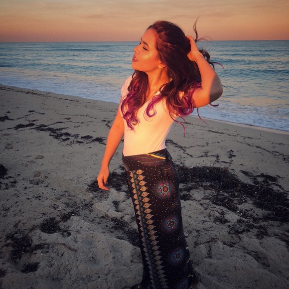 Meet your Posher, Laura - Picture 4 of 8